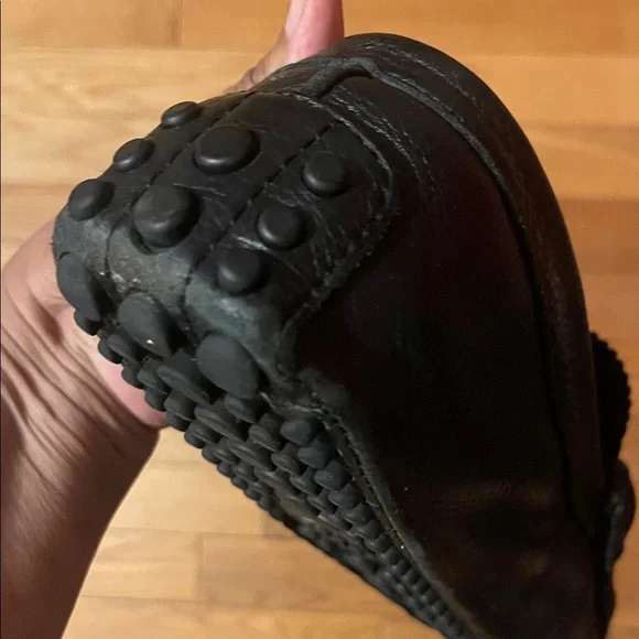 Men Gucci Black Leather Loafers - Picture 5 of 16